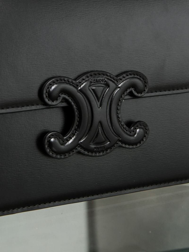 Ce1i*e triomphe bags